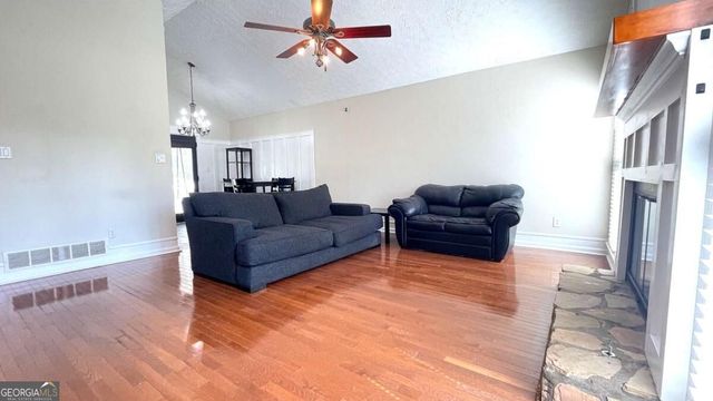 104 Paces Lakes Ridge, Dallas, GA 30157