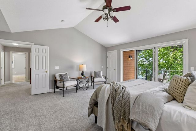 4660 Island View Drive, Mound, MN 55364