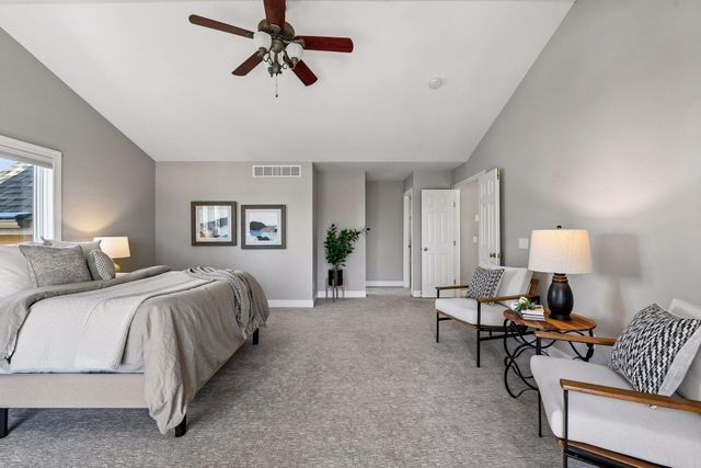 4660 Island View Drive, Mound, MN 55364