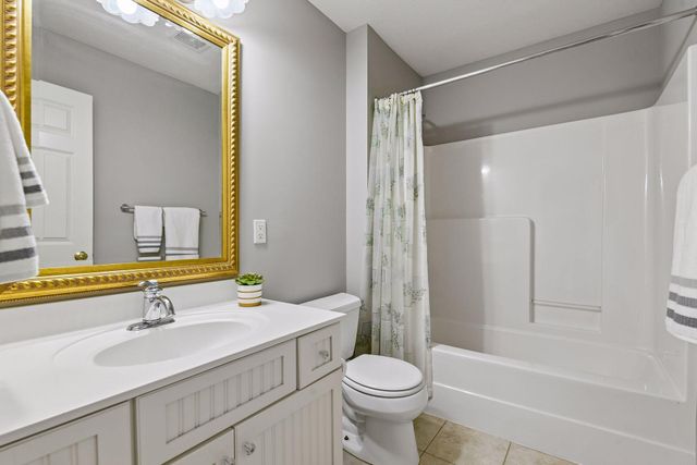 4660 Island View Drive, Mound, MN 55364