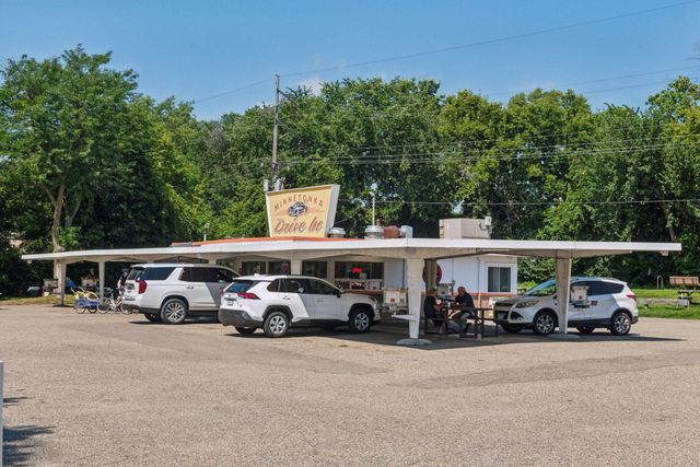 4660 Island View Drive, Mound, MN 55364