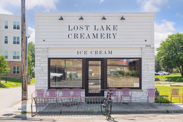 4660 Island View Drive, Mound, MN 55364