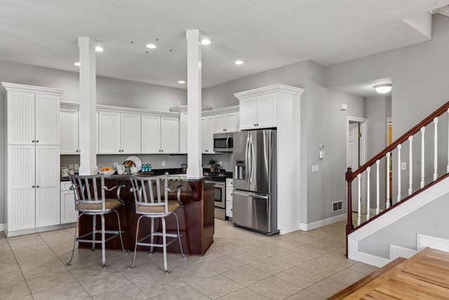 4660 Island View Drive, Mound, MN 55364