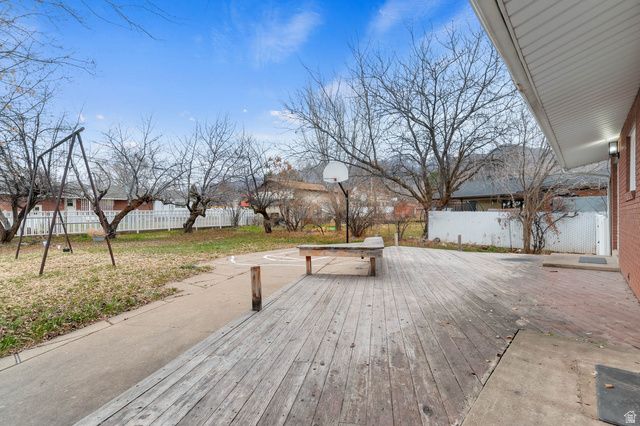 537 E 300 N, Kaysville, UT 84037