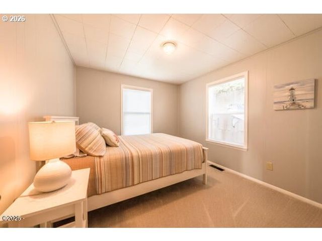 1740 Ne 16TH St, Lincoln City, OR 97367