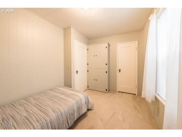 1740 Ne 16TH St, Lincoln City, OR 97367