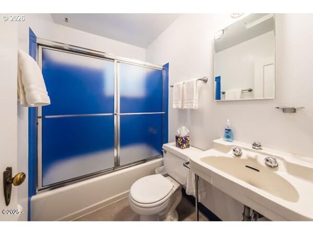 1740 Ne 16TH St, Lincoln City, OR 97367