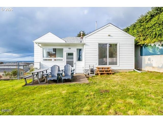 1740 Ne 16TH St, Lincoln City, OR 97367