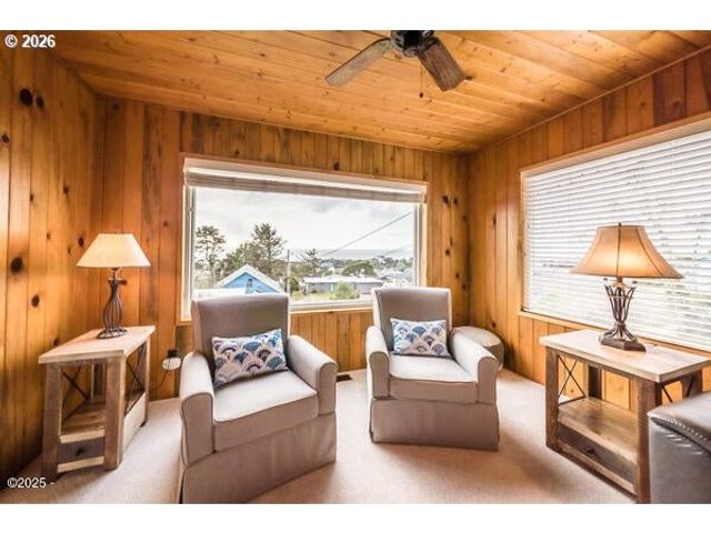 1740 Ne 16TH St, Lincoln City, OR 97367