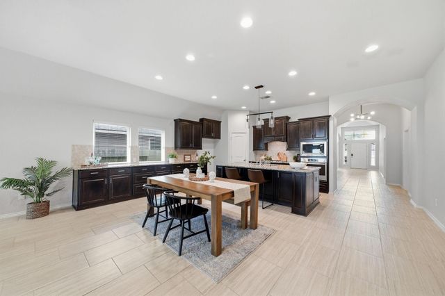 2903 Thornridge Bend Court, Pearland, TX 77584