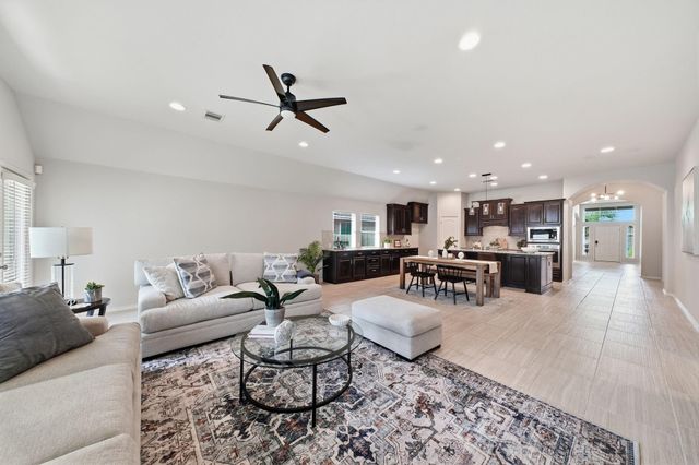 2903 Thornridge Bend Court, Pearland, TX 77584