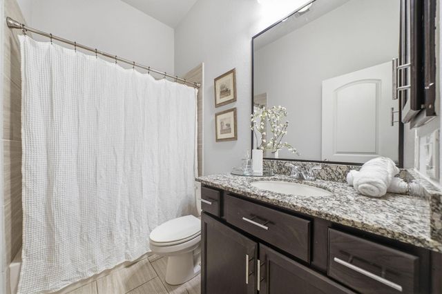 2903 Thornridge Bend Court, Pearland, TX 77584