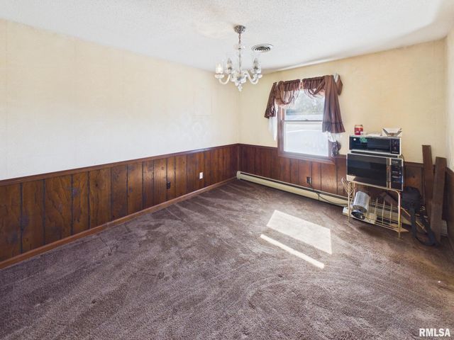 240 Trillium Lane, Springfield, IL 62707
