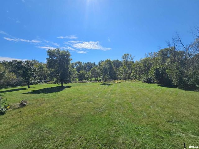 240 Trillium Lane, Springfield, IL 62707