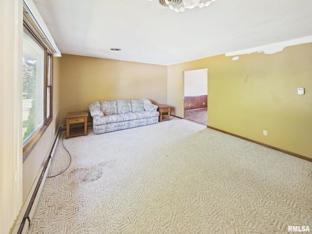 240 Trillium Lane, Springfield, IL 62707