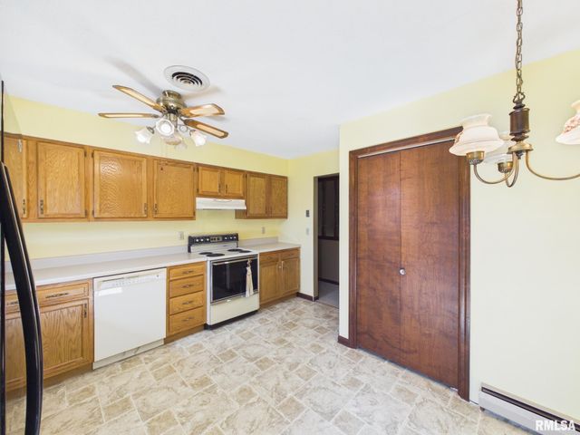 240 Trillium Lane, Springfield, IL 62707