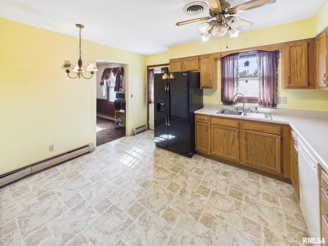 240 Trillium Lane, Springfield, IL 62707