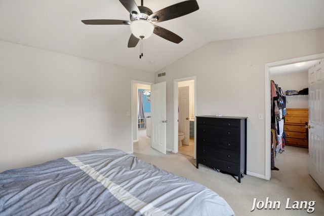 6619 Madison Avenue Se, Gaines Twp, MI 49548