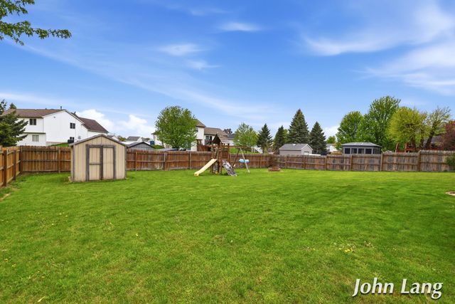 6619 Madison Avenue Se, Gaines Twp, MI 49548