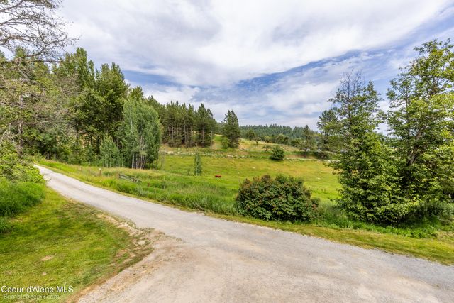 19441 N Rustic Ridge Trl, Rathdrum, ID 83858