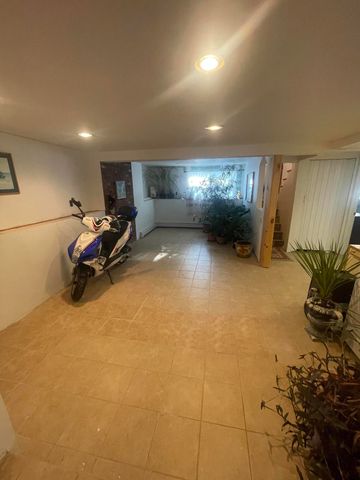 8 Scraggy Neck Rd Extension, Cataumet, MA 02534