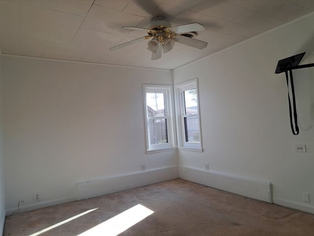 7807 Parkside Avenue, Burbank, IL 60459