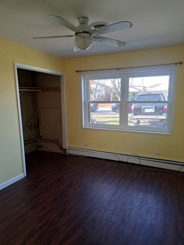 7807 Parkside Avenue, Burbank, IL 60459