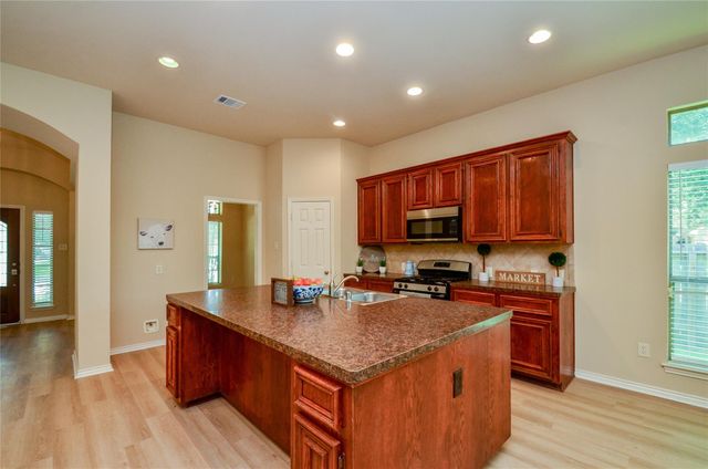 4438 Kirk Manor Court, Fresno, TX 77545