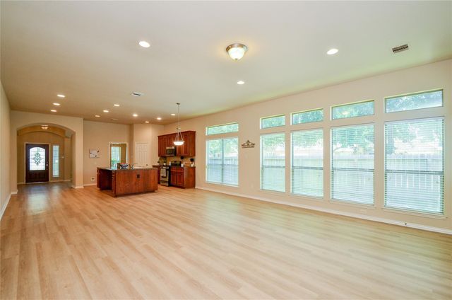 4438 Kirk Manor Court, Fresno, TX 77545