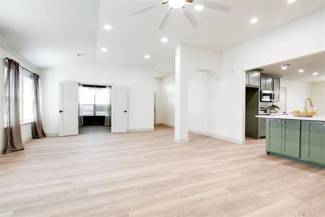 2701 Wheatland Drive, Norman, OK 73071