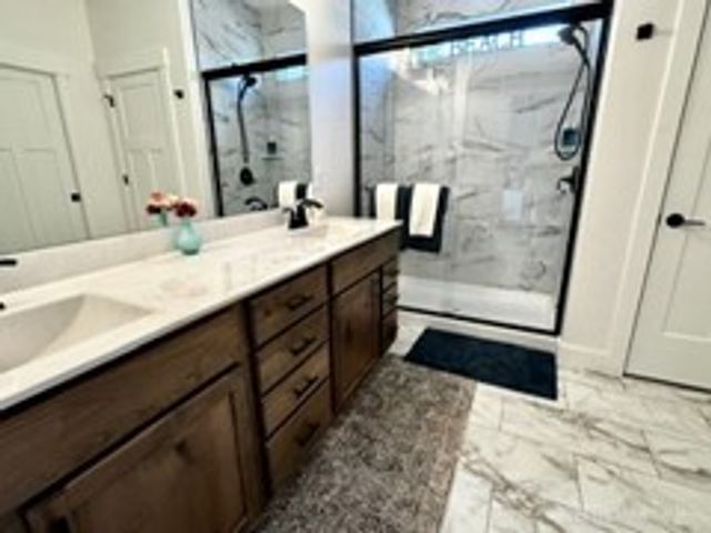 16 NORTH BRANCH RUN, Tipp City, OH 45371