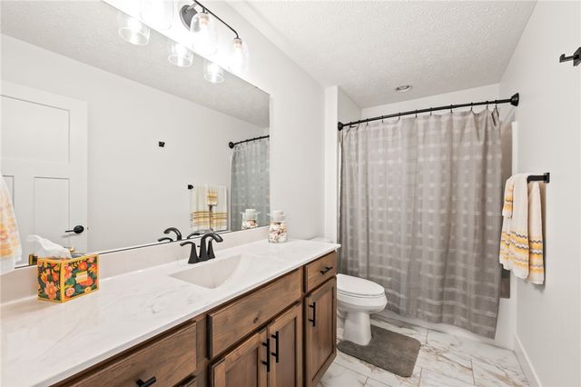 16 NORTH BRANCH RUN, Tipp City, OH 45371