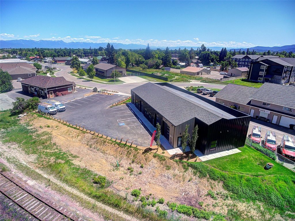 21 Meridian Court D, Kalispell, MT 59901 photo 3