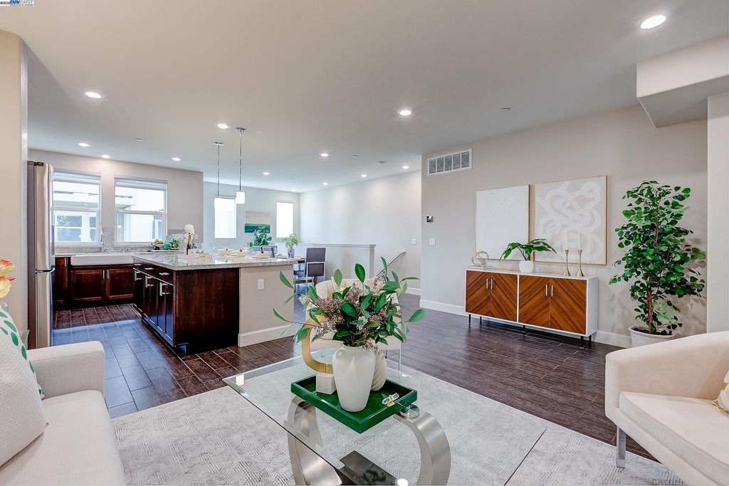 1652 Solari Pl, San Jose, CA 95131