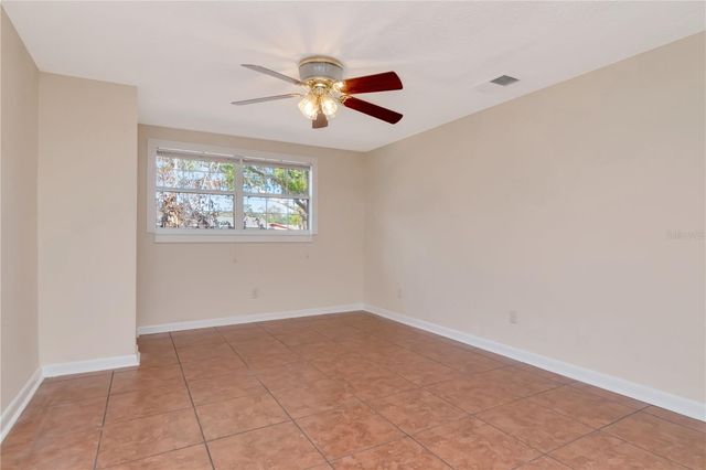 7124 CYPRESS KNOLL DRIVE, New Port Richey, FL 34653