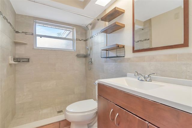 7124 CYPRESS KNOLL DRIVE, New Port Richey, FL 34653