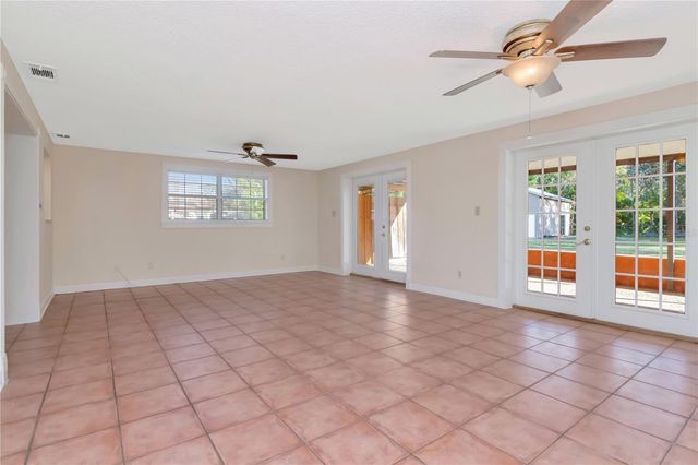 7124 CYPRESS KNOLL DRIVE, New Port Richey, FL 34653