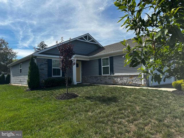 100 SENATORS WAY, Berlin, NJ 08009