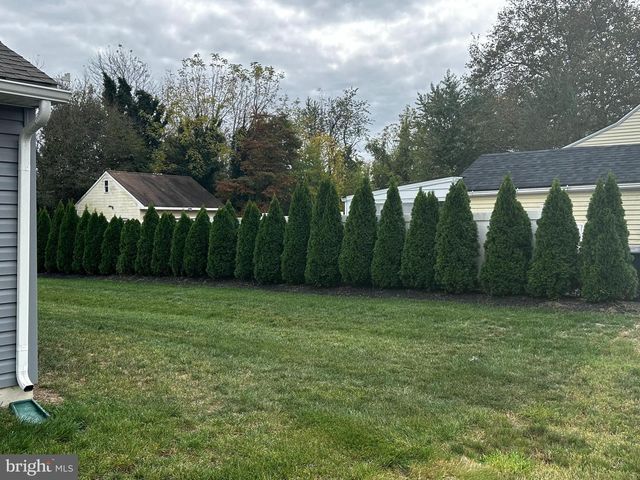 100 SENATORS WAY, Berlin, NJ 08009