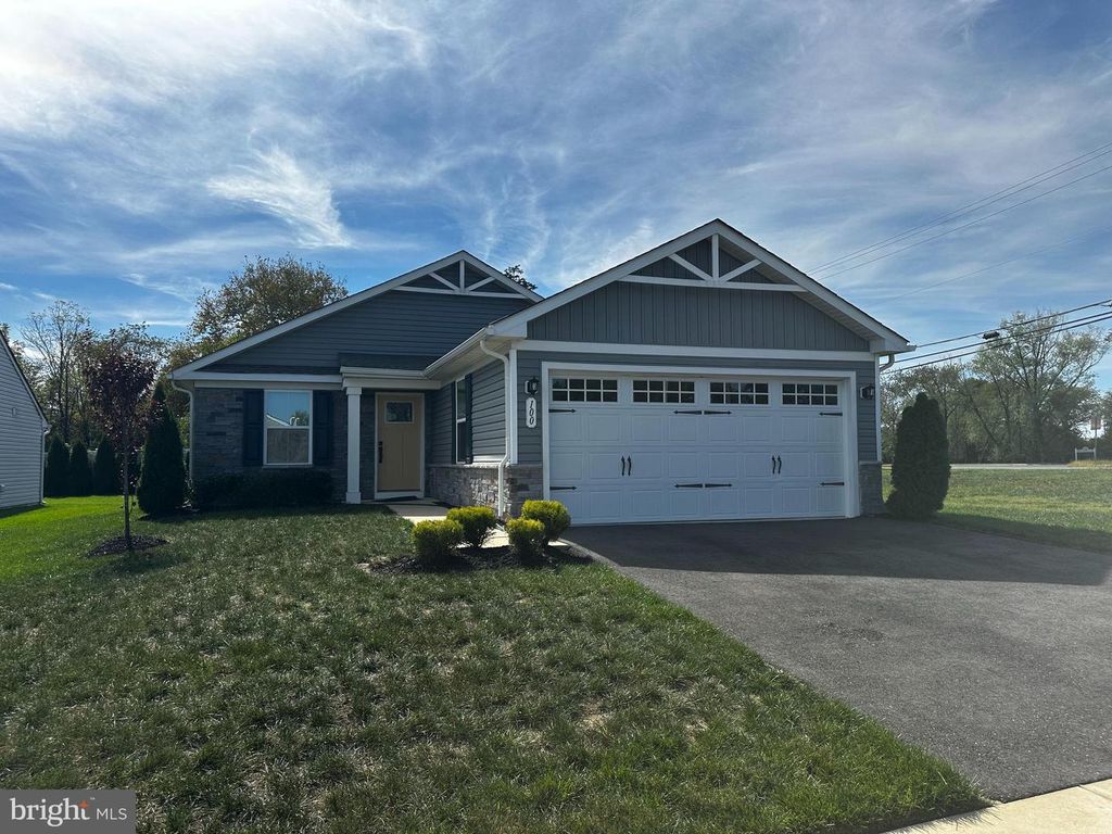 100 SENATORS WAY, Berlin, NJ 08009