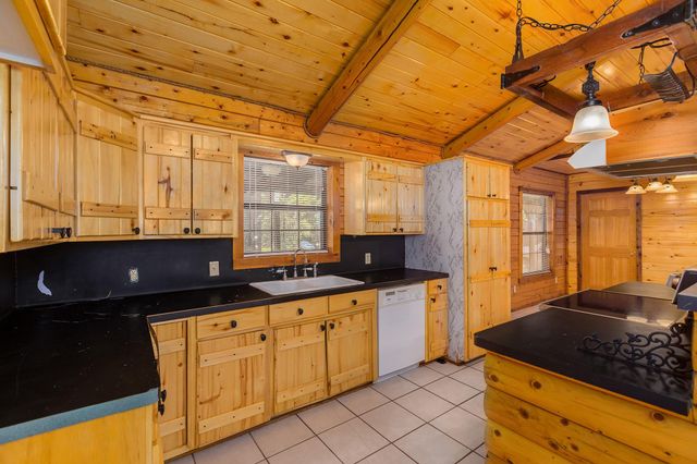 1152 Loving Road, Lufkin, TX 75901