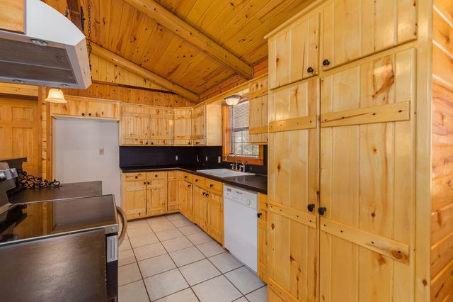 1152 Loving Road, Lufkin, TX 75901