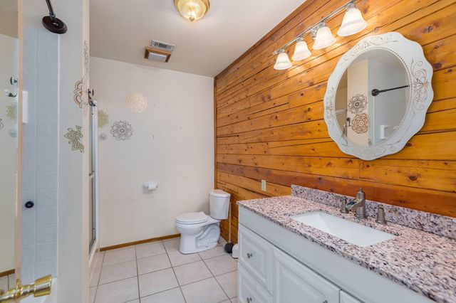 1152 Loving Road, Lufkin, TX 75901