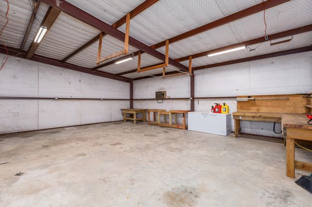 1152 Loving Road, Lufkin, TX 75901