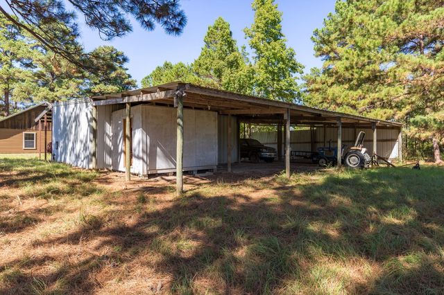 1152 Loving Road, Lufkin, TX 75901