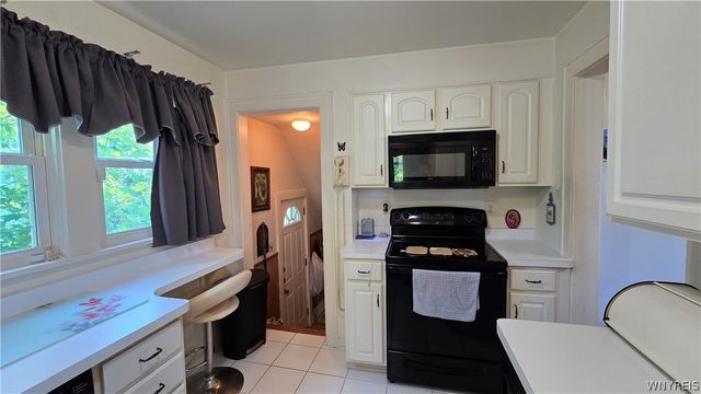 318 77th Street, Niagara Falls, NY 14304