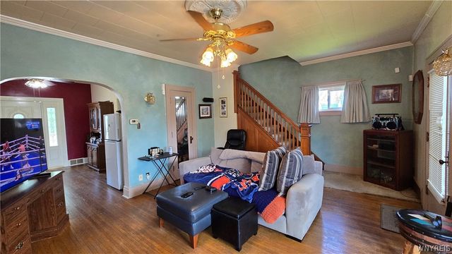 318 77th Street, Niagara Falls, NY 14304