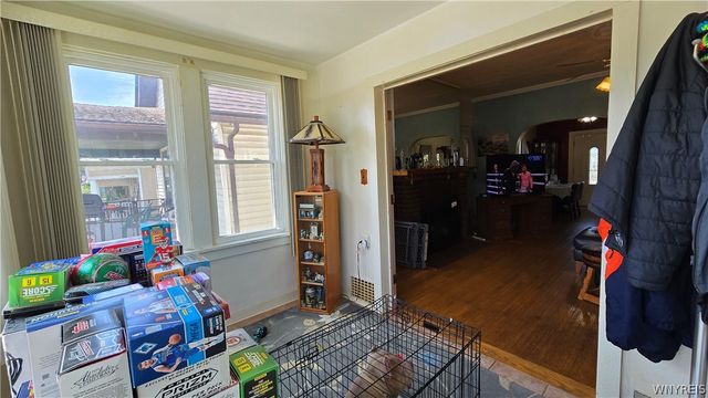 318 77th Street, Niagara Falls, NY 14304