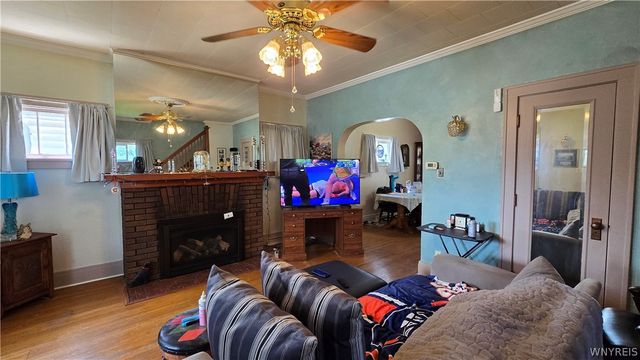 318 77th Street, Niagara Falls, NY 14304