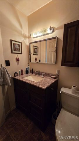 318 77th Street, Niagara Falls, NY 14304